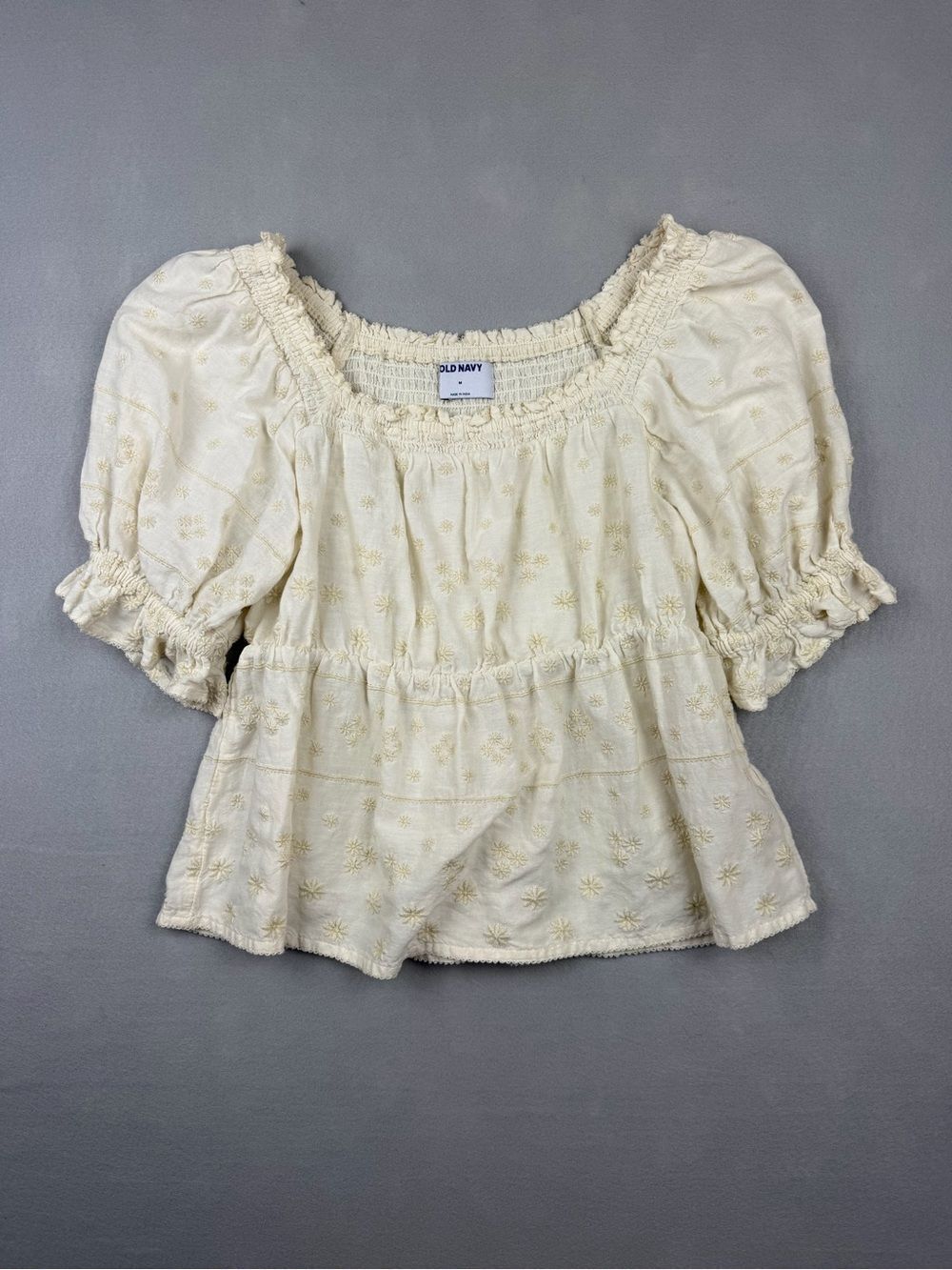 Old Navy Coquette Peasant Cream Smocked Top Fairy Puff Sleeves Size M